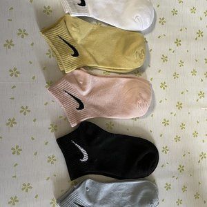 Nike Black gray pink yellow white socks